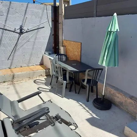 Holiday home Maisonnette Avec Terrasse Privative