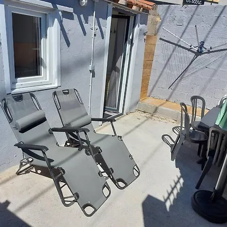 Maisonnette Avec Terrasse Privative Сasa de vacaciones La Ciotat
