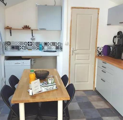 Maisonnette Avec Terrasse Privative بيت للعطل *